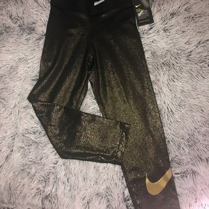 Nike gold shimmer Capri